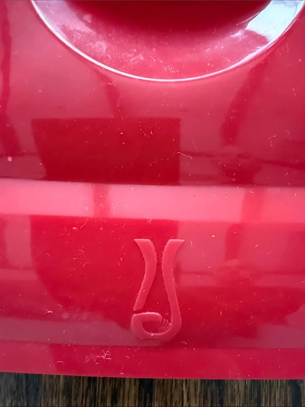 Xtrema Red Square Silicone Lid with Handle